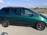 Volkswagen Sharan 2002 года за 2 800 000 тг. в Актобе – фото 4
