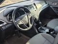 Hyundai Santa Fe 2017 года за 4 500 000 тг. в Актау – фото 4