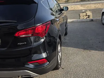 Hyundai Santa Fe 2017 года за 4 500 000 тг. в Актау – фото 6