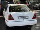 Mercedes-Benz C 180 1993 годаүшін1 126 000 тг. в Алматы