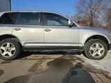 Volkswagen Touareg 2003 годаfor3 700 000 тг. в Алматы – фото 4