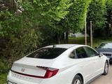 Hyundai Sonata 2020 года за 12 800 000 тг. в Алматы – фото 2