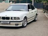 BMW 525 1991 года за 2 650 000 тг. в Алматы – фото 2
