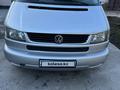 Volkswagen Caravelle 2002 годаfor7 700 000 тг. в Алматы