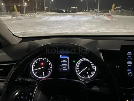 Toyota Camry 2021 года за 14 000 000 тг. в Астана – фото 6