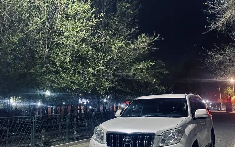 Toyota Land Cruiser Prado 2011 года за 14 000 000 тг. в Атырау