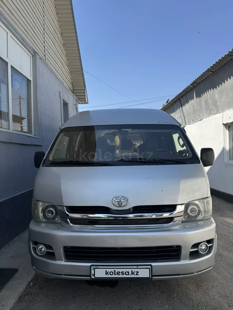 Toyota HiAce, 2007
