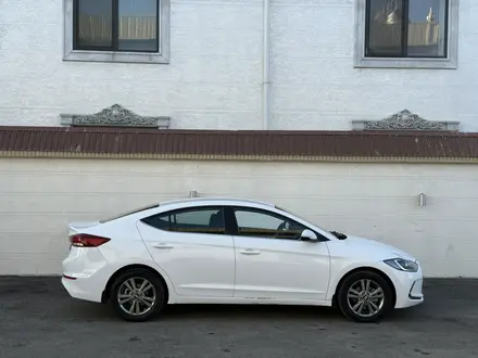 Hyundai Elantra 2018 года за 7 700 000 тг. в Шымкент – фото 9