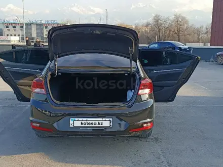 Hyundai Elantra 2019 года за 8 900 000 тг. в Алматы – фото 9