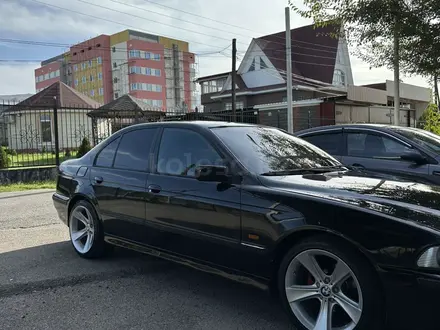 BMW 530 2000 года за 3 500 000 тг. в Алматы