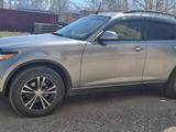 Infiniti FX35 2004 годаүшін5 800 000 тг. в Риддер – фото 2