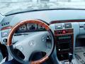 Mercedes-Benz E 320 2001 года за 5 900 000 тг. в Шымкент – фото 18