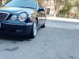 Mercedes-Benz E 320 2001 года за 5 900 000 тг. в Шымкент – фото 3