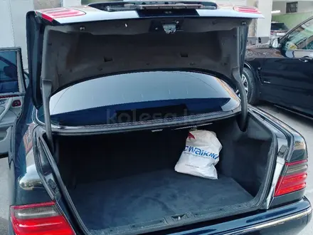 Mercedes-Benz E 320 2001 года за 5 900 000 тг. в Шымкент – фото 23