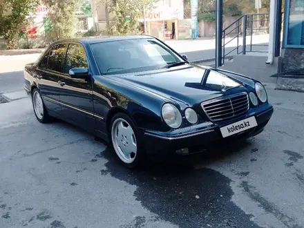 Mercedes-Benz E 320 2001 года за 5 900 000 тг. в Шымкент – фото 9