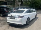 Lexus ES 350 2020 года за 27 500 000 тг. в Алматы