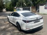 Lexus ES 350 2020 года за 27 500 000 тг. в Алматы – фото 4