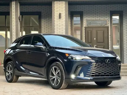 Lexus RX 350 2023 года за 31 000 000 тг. в Алматы