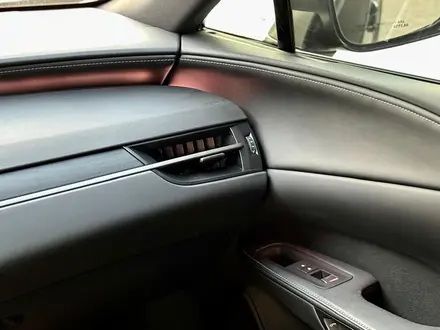 Lexus RX 350 2023 года за 31 000 000 тг. в Алматы – фото 9