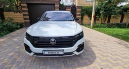 Volkswagen Touareg 2021 годаfor25 000 000 тг. в Караганда – фото 2