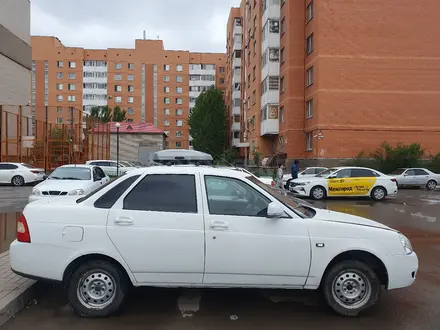 ВАЗ (Lada) Priora 2170 2013 года за 1 000 000 тг. в Астана – фото 4