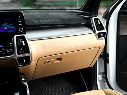 Kia Sorento 2021 года за 14 900 000 тг. в Алматы – фото 31
