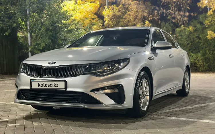 Kia K5 2017 года за 9 700 000 тг. в Алматы