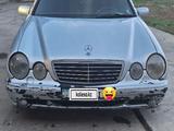 Mercedes-Benz E 320 2001 годаүшін2 800 000 тг. в Алматы – фото 2