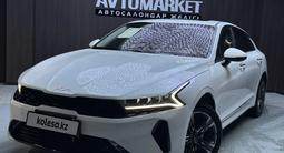 Kia K5 2024 года за 13 600 000 тг. в Актобе