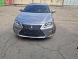 Lexus ES 300h 2017 года за 15 200 000 тг. в Актау