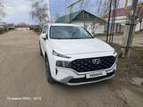Hyundai Santa Fe 2021 года за 16 000 000 тг. в Уральск – фото 2