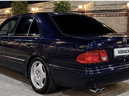 Mercedes-Benz E 280 1997 года за 3 800 000 тг. в Алматы – фото 3