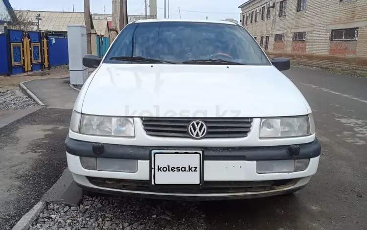 Volkswagen Passat 1995 годаүшін1 650 000 тг. в Актобе