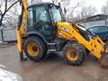JCB  3CX 2017 года за 35 300 000 тг. в Алматы