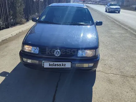 Volkswagen Passat 1995 года за 1 500 000 тг. в Актау – фото 15