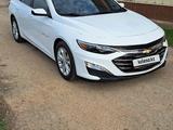 Chevrolet Malibu 2022 года за 10 300 000 тг. в Шымкент – фото 3