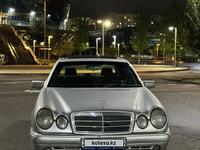 Mercedes-Benz E 320 1995 года за 3 100 000 тг. в Алматы