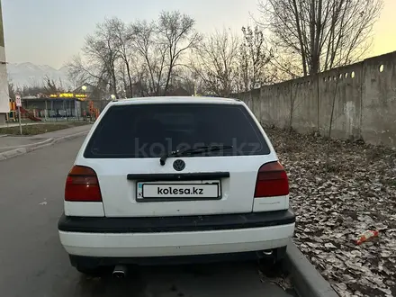 Volkswagen Golf 1993 года за 1 600 000 тг. в Алматы – фото 6