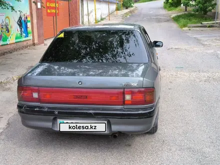 Mazda 323 1993 года за 1 150 000 тг. в Шымкент – фото 2