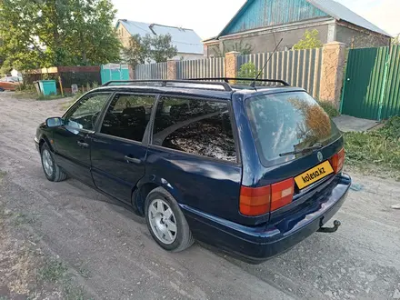 Volkswagen Passat 1995 года за 1 870 000 тг. в Караганда – фото 2