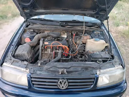 Volkswagen Passat 1995 года за 1 870 000 тг. в Караганда – фото 24