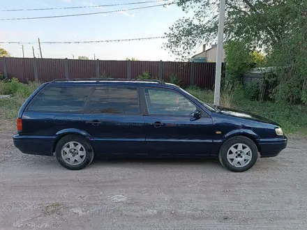 Volkswagen Passat 1995 года за 1 870 000 тг. в Караганда – фото 4