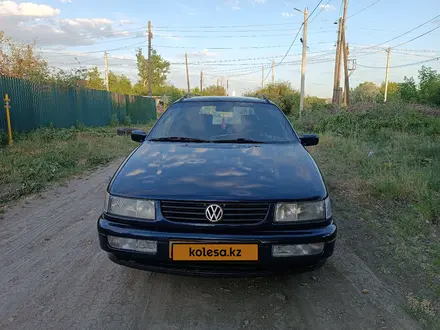 Volkswagen Passat 1995 года за 1 870 000 тг. в Караганда – фото 5