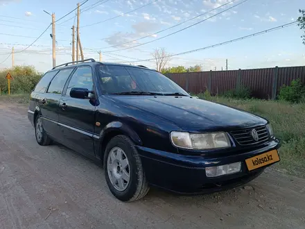 Volkswagen Passat 1995 года за 1 870 000 тг. в Караганда – фото 9