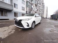 Toyota Yaris 2022 года за 11 990 000 тг. в Алматы