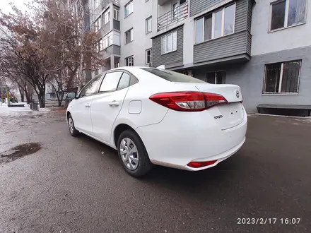 Toyota Yaris 2022 года за 11 990 000 тг. в Алматы – фото 8