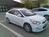 Hyundai Solaris 2012 года за 3 900 000 тг. в Атырау – фото 2