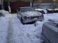 Mercedes-Benz E 230 1996 годаүшін1 800 000 тг. в Алматы