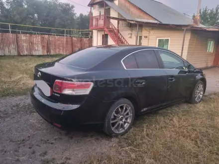 Toyota Avensis 2010 года за 6 300 000 тг. в Есик – фото 8