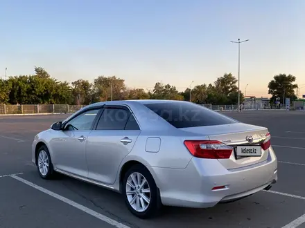 Toyota Camry 2013 года за 10 300 000 тг. в Павлодар – фото 3